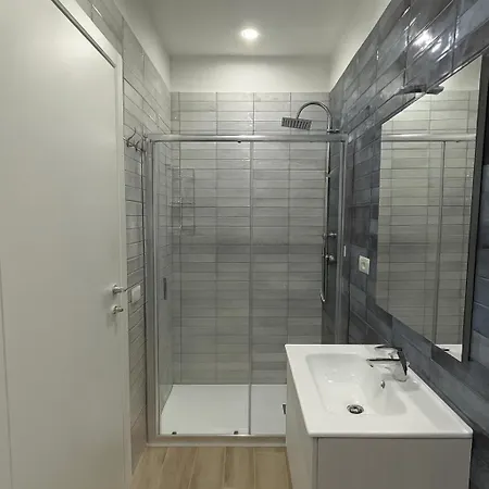 Yes I Know My - Foria Πανσιόν