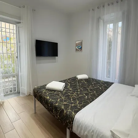 Yes I Know My - Foria Πανσιόν