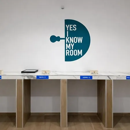 Πανσιόν Yes I Know My - Foria Νάπολη