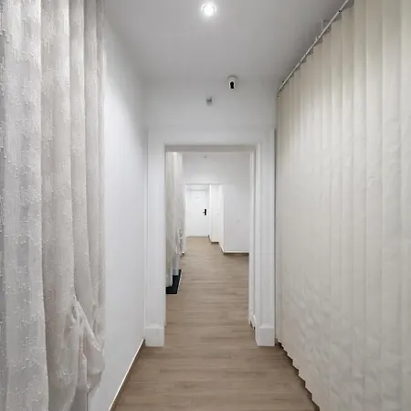 Πανσιόν Yes I Know My - Foria